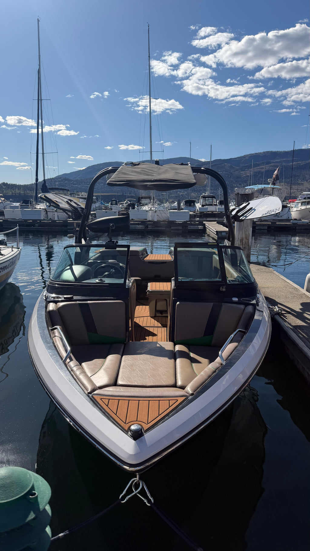 Super Air Nautique 230